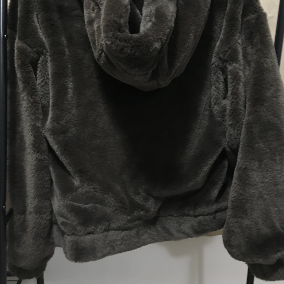 Faux Fur Hoodie Jacket in Brown - Picture 4 of 4